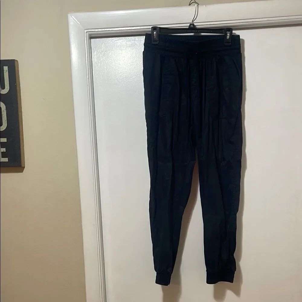 A new day, baggy, joggers size small